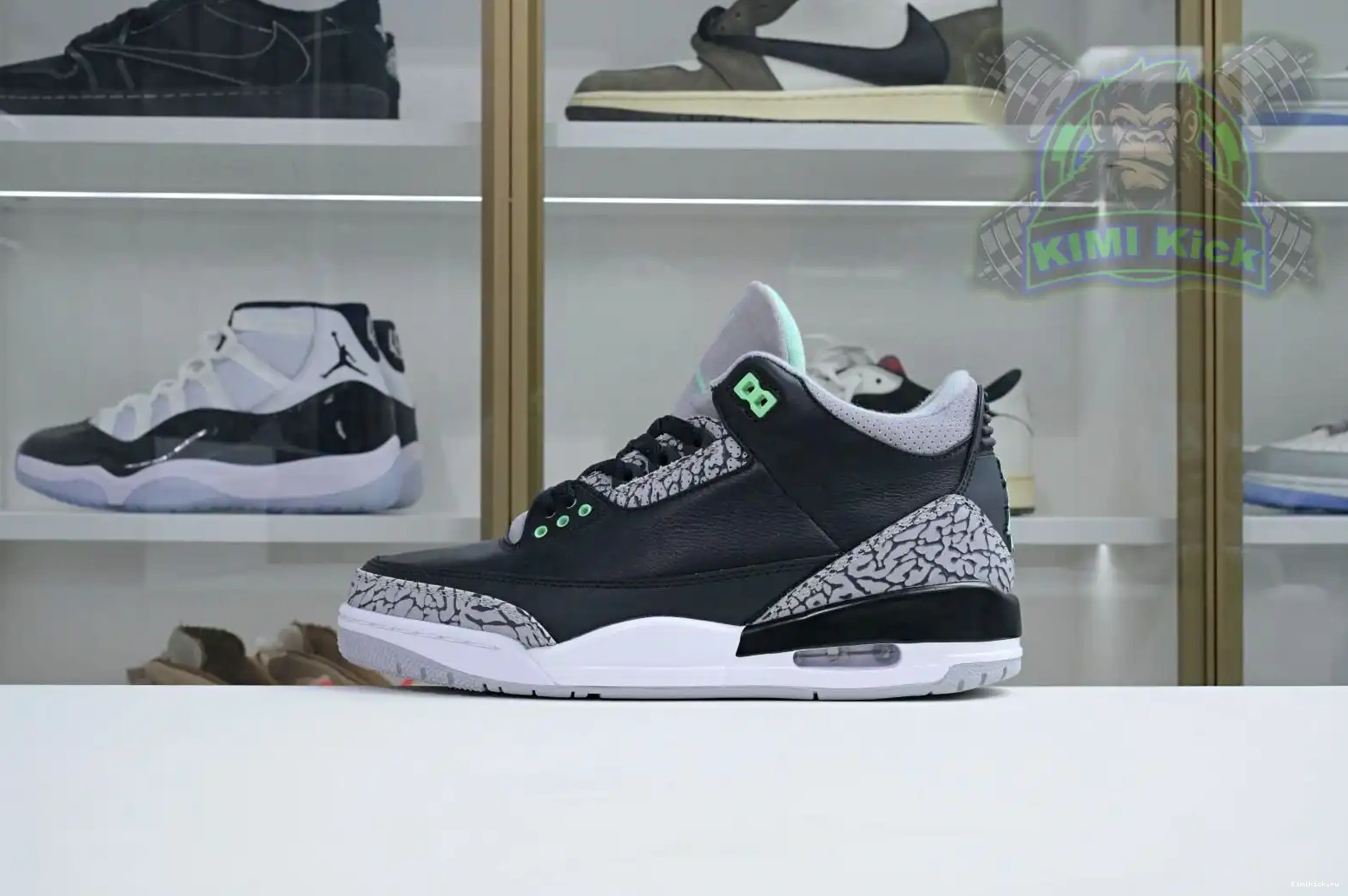 Glow 3 Green Jordan Air Kimikick 0521